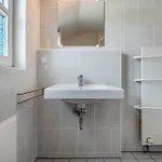 D 31 Apartment *